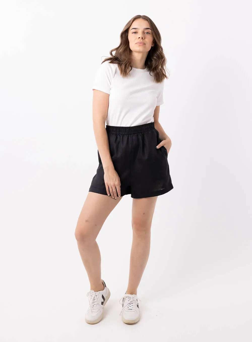 Ali Linen Short-Black