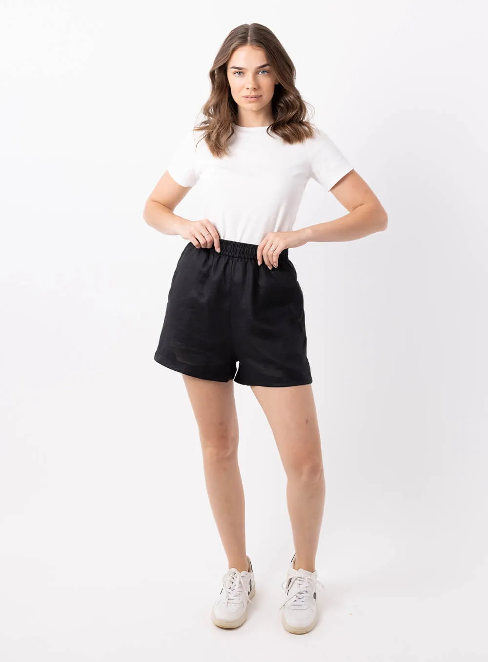 Ali Linen Short-Black