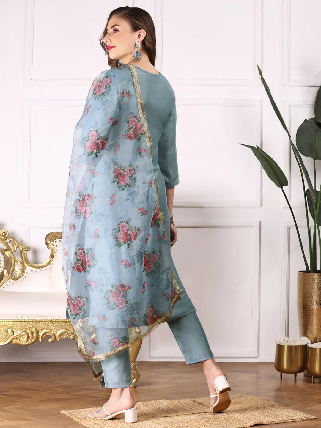 Ethnic Motifs Embroidered Thread Work Straight Chinon Kurta with Trousers & Dupatta