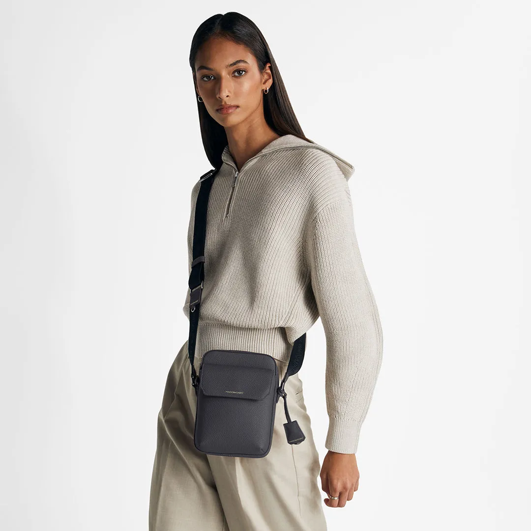 The Small Messenger Bag - Graphite Grey