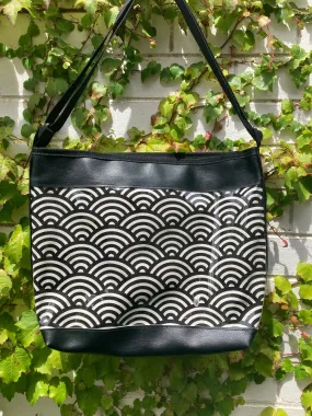 Zip-Up Tote Bag -  Mizu